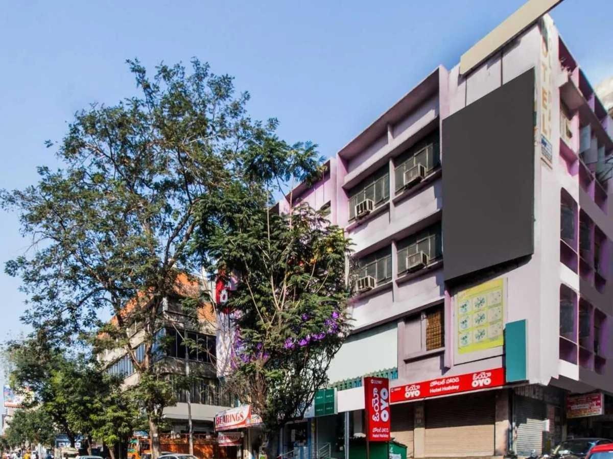 OYO 22907 Hotel Holiday Secundurabad Exterior foto
